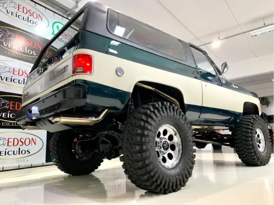 CHEVROLET BLAZER 6.0 4X4 V8 DIESEL CHEVROLET BLAZER 6.0 4X4 V8 DIESEL
