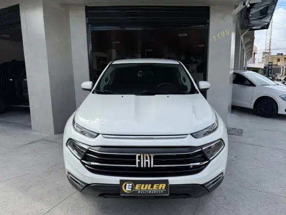 FIAT TORO 2.0 16V TURBO DIESEL FREEDOM 4WD AT9 FIAT TORO 2.0 16V TURBO DIESEL FREEDOM 4WD AT9