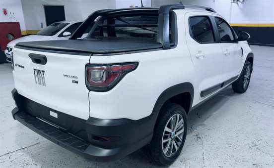 FIAT-STRADA-2023