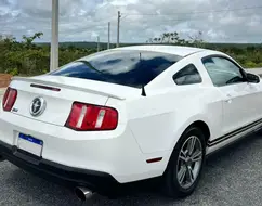 FORD MUSTANG 3.7 V6 GASOLINA AUTOMÁTICO FORD MUSTANG 3.7 V6 GASOLINA AUTOMÁTICO