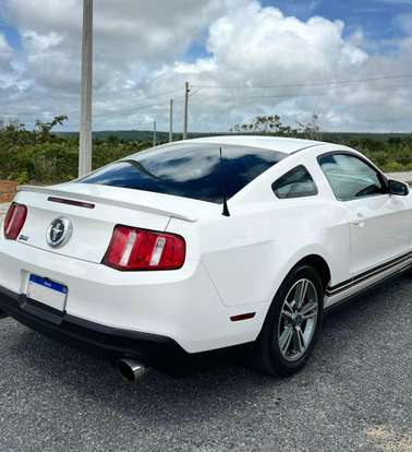 FORD-MUSTANG-2012