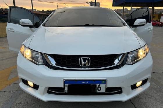 HONDA CIVIC 2.0 LXR 16V FLEX 4P AUTOMÁTICO