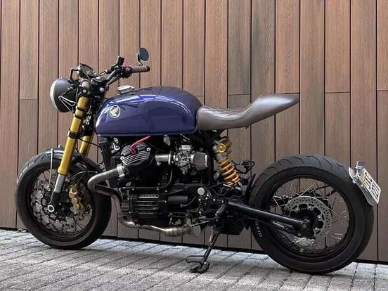 HONDA-CX 500VT-1983
