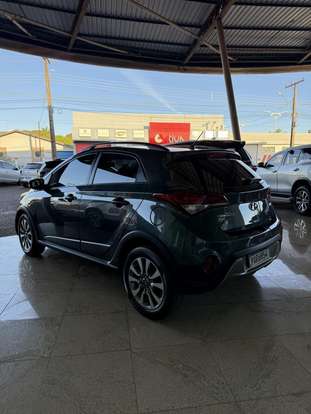 HYUNDAI-HB20X-2016