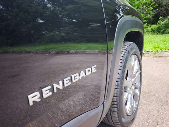 JEEP-RENEGADE-2024