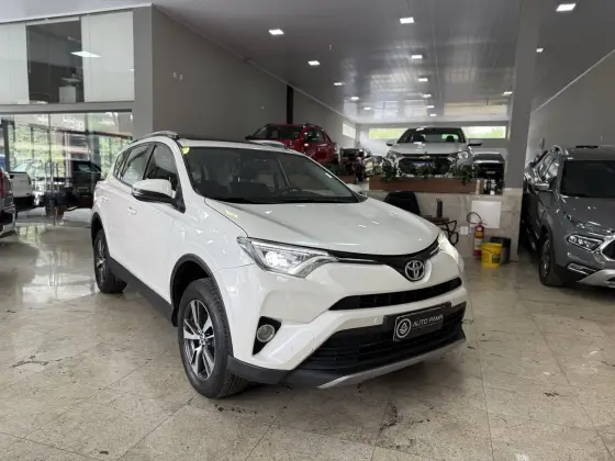 TOYOTA RAV4 2.0 TOP 4X2 16V GASOLINA 4P AUTOMÁTICO TOYOTA RAV4 2.0 TOP 4X2 16V GASOLINA 4P AUTOMÁTICO
