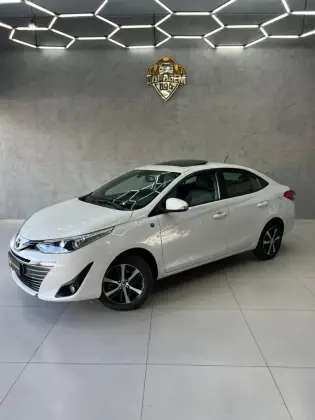 TOYOTA YARIS 1.5 16V FLEX SEDAN XLS CONNECT MULTIDRIVE TOYOTA YARIS 1.5 16V FLEX SEDAN XLS CONNECT MULTIDRIVE