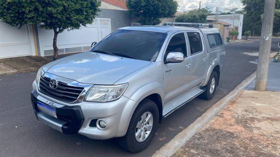 TOYOTA HILUX 2.7 SRV 4X4 CD 16V FLEX 4P AUTOMÁTICO