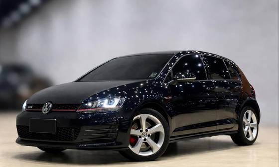 VOLKSWAGEN GOLF 2.0 TSI GTI 16V TURBO GASOLINA 4P AUTOMÁTICO