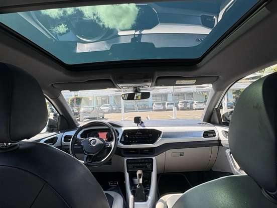 VOLKSWAGEN-T-CROSS-1.4 250 TSI TOTAL FLEX HIGHLINE AUTOMÁTICO VOLKSWAGEN-T-CROSS-2019