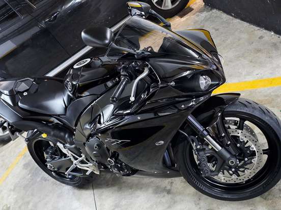 YAMAHA-YZF R1 YAMAHA-YZF R1-2011