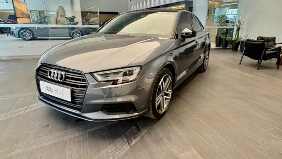 AUDI A3 2.0 TFSI GASOLINA SEDAN PERFORMANCE BLACK S-TRONIC