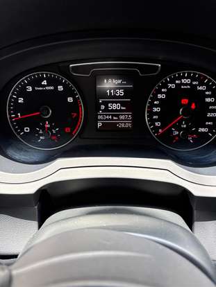 AUDI-Q3-1.4 TFSI ATTRACTION GASOLINA 4P S TRONIC AUDI-Q3-2015