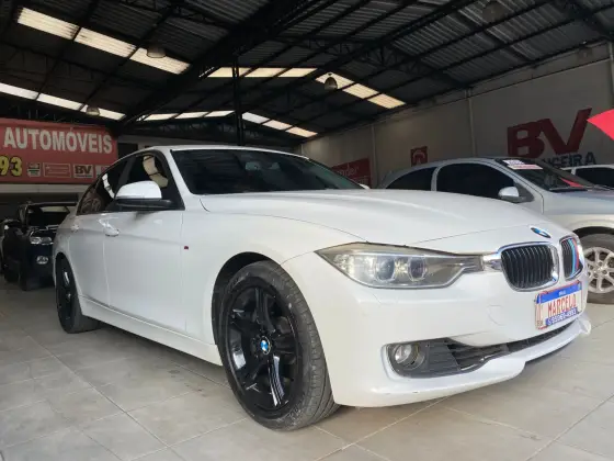 BMW 320i 2.0 16V TURBO ACTIVE FLEX 4P AUTOMÁTICO BMW 320i 2.0 16V TURBO ACTIVE FLEX 4P AUTOMÁTICO