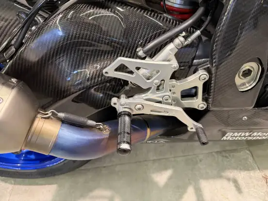 BMW-S 1000 RR HP4 COMPETITION-2012