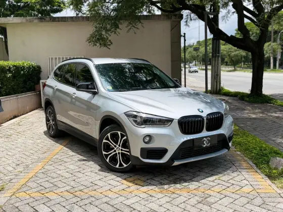 BMW X1 2.0 16V TURBO ACTIVEFLEX SDRIVE20I 4P AUTOMÁTICO