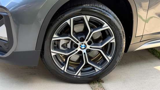 BMW-X1-2.0 16V TURBO ACTIVEFLEX SDRIVE20I X-LINE 4P AUTOMÁTICO BMW-X1-2020