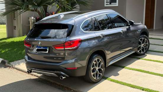BMW-X1-2.0 16V TURBO ACTIVEFLEX SDRIVE20I X-LINE 4P AUTOMÁTICO BMW-X1-2020
