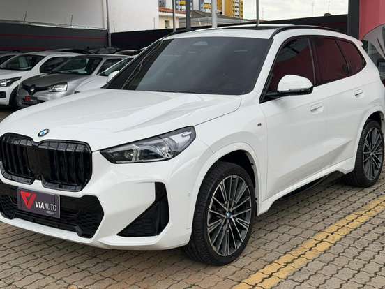 BMW-X1-2.0 16V TURBO GASOLINA SDRIVE20I M SPORT STEPTRONIC BMW-X1-2024