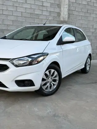 CHEVROLET ONIX 1.4 MPFI LT 8V FLEX 4P AUTOMÁTICO CHEVROLET ONIX 1.4 MPFI LT 8V FLEX 4P AUTOMÁTICO