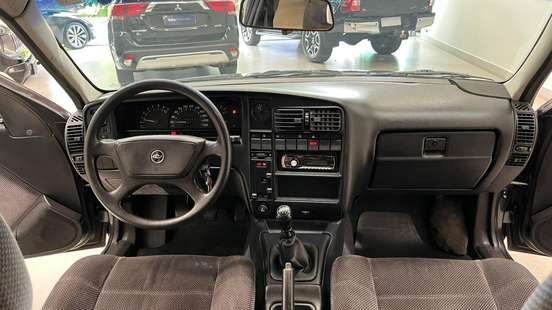 CHEVROLET-OMEGA-1992