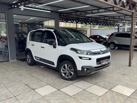 CITROËN AIRCROSS 1.6 FEEL 16V FLEX 4P AUTOMÁTICO