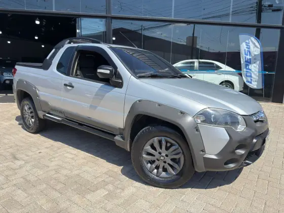 FIAT STRADA 1.8 MPI ADVENTURE CE 16V FLEX 2P MANUAL FIAT STRADA 1.8 MPI ADVENTURE CE 16V FLEX 2P MANUAL