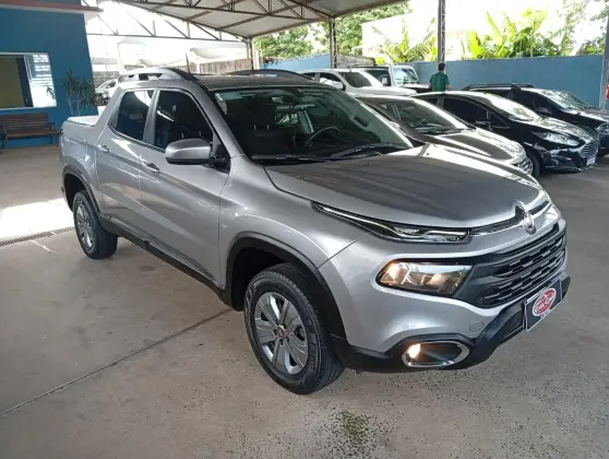 FIAT TORO 1.8 16V EVO FLEX FREEDOM AT6 FIAT TORO 1.8 16V EVO FLEX FREEDOM AT6