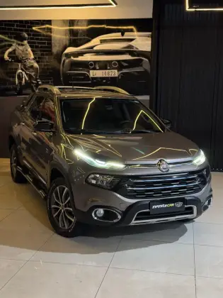 FIAT TORO 2.0 16V TURBO DIESEL VOLCANO 4WD AT9 FIAT TORO 2.0 16V TURBO DIESEL VOLCANO 4WD AT9
