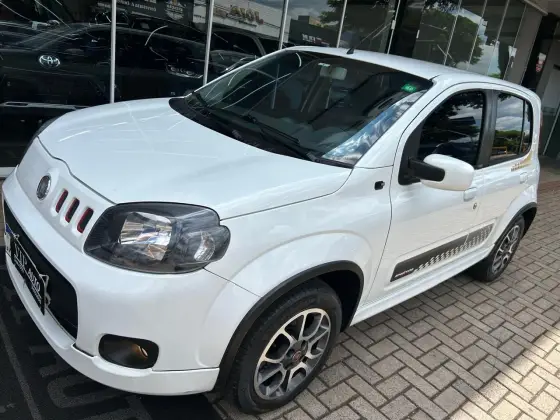 FIAT UNO 1.4 EVO SPORTING 8V FLEX 4P MANUAL