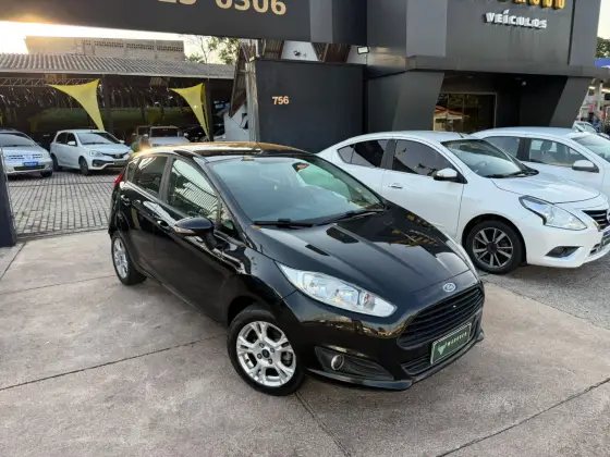 FORD FIESTA 1.6 SE HATCH 16V FLEX 4P MANUAL