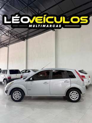 FORD-FIESTA-2012