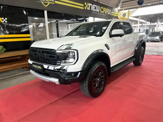 FORD RANGER 3.0 V6 TURBO GASOLINA RAPTOR 4X4 AUTOMÁTICO