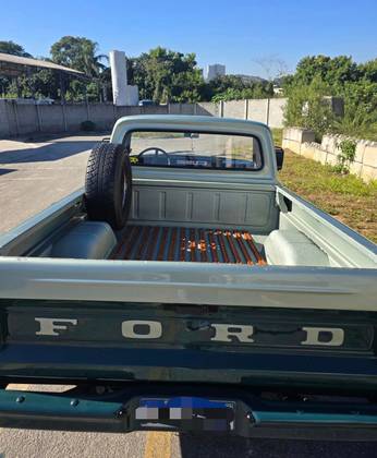 FORD F-1000 3.9 SUPER SÉRIE CS 8V DIESEL 2P MANUAL