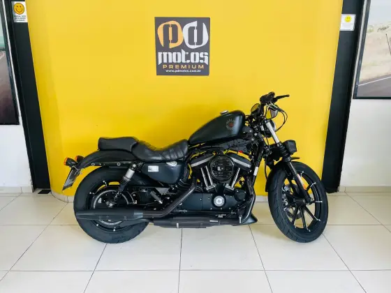 HARLEY-DAVIDSON SPORTSTER IRON 883 HARLEY-DAVIDSON SPORTSTER IRON 883