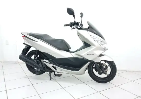 HONDA-PCX-2017