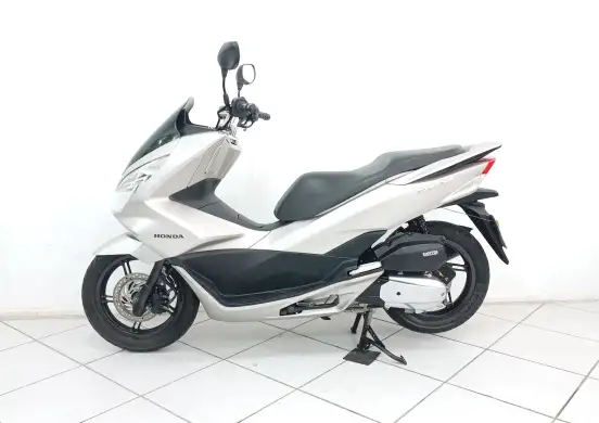 HONDA-PCX-2017