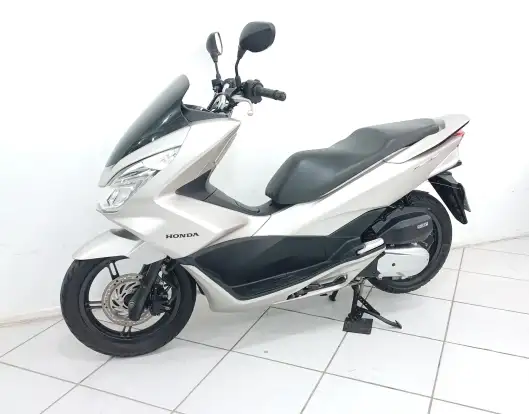 HONDA-PCX-2017
