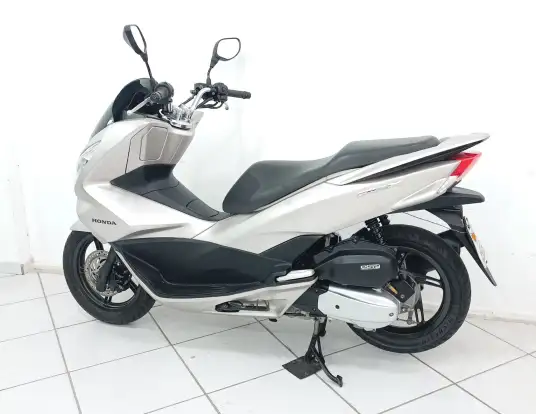 HONDA-PCX-2017