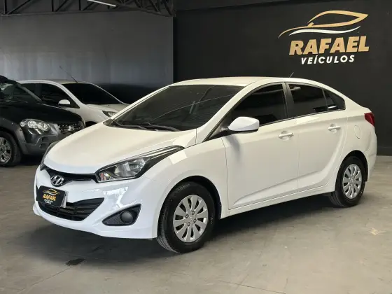HYUNDAI HB20S 1.6 COMFORT PLUS 16V FLEX 4P AUTOMÁTICO