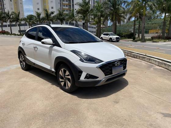 HYUNDAI HB20X 1.6 16V FLEX DIAMOND PLUS AUTOMÁTICO