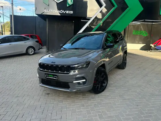 JEEP COMMANDER 2.0 HURRICANE 4 TURBO GASOLINA BLACKHAWK AT9