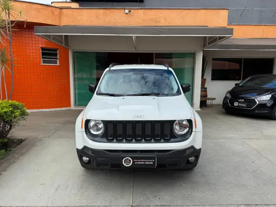JEEP RENEGADE 2.0 16V TURBO DIESEL CUSTOM 4P 4X4 AUTOMÁTICO JEEP RENEGADE 2.0 16V TURBO DIESEL CUSTOM 4P 4X4 AUTOMÁTICO