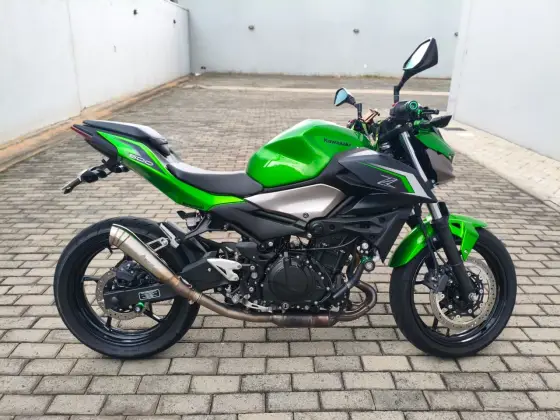KAWASAKI Z500 KAWASAKI Z500