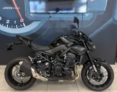 KAWASAKI Z900 KAWASAKI Z900
