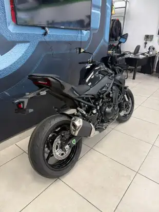 KAWASAKI-Z900 KAWASAKI-Z900-2026