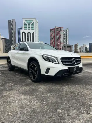 MERCEDES-BENZ GLA 200 1.6 CGI FLEX ADVANCE 7G-DCT MERCEDES-BENZ GLA 200 1.6 CGI FLEX ADVANCE 7G-DCT