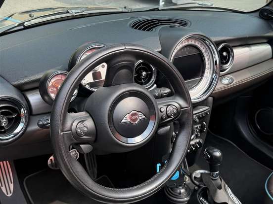 MINI-COOPER-1.6 S HIGHGATE CABRIO 16V TURBO GASOLINA 2P AUTOMÁTICO MINI-COOPER-2012