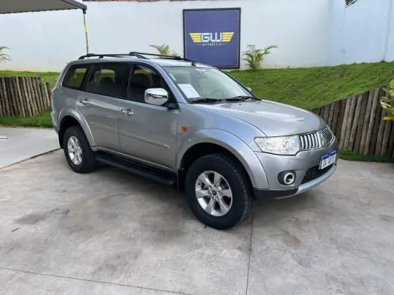 MITSUBISHI PAJERO DAKAR 3.2 HPE 4X4 7 LUGARES 16V TURBO INTERCOOLER DIESEL 4P AUTOMÁTICO