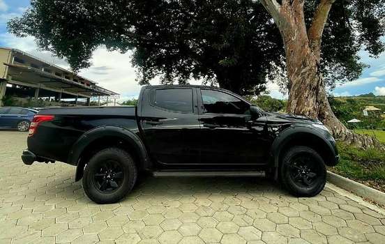 MITSUBISHI-L200 TRITON-2019